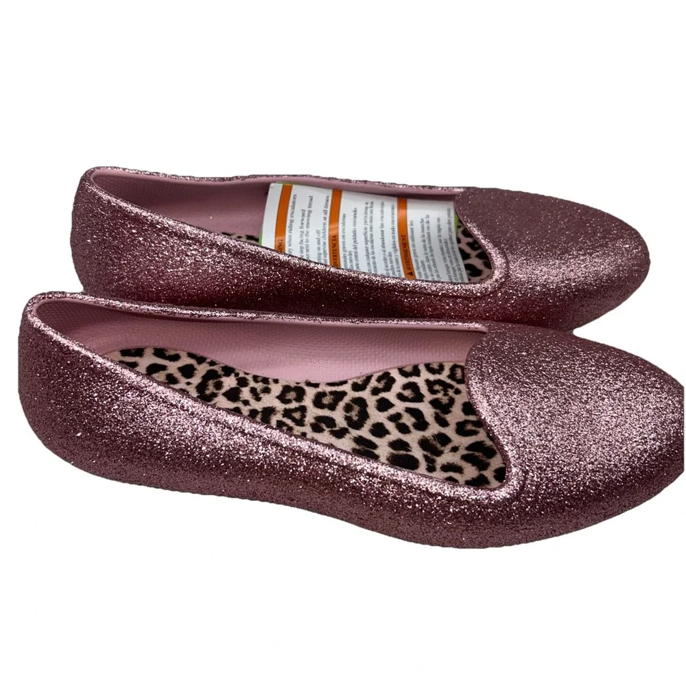 NWT Crocs Eve Pink Sparkle‎ Flats, Size J3 (Youth/Juniors 3)